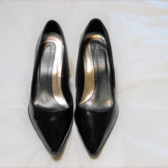 Kenneth Cole Reaction Shoes - Kenneth Cole Reaction Patent Leather Heels 7.5 M